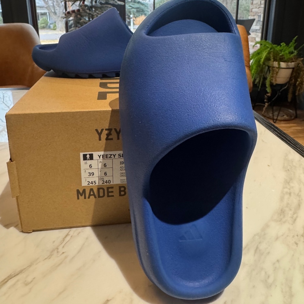 adidas Yeezy Slide Mens 6